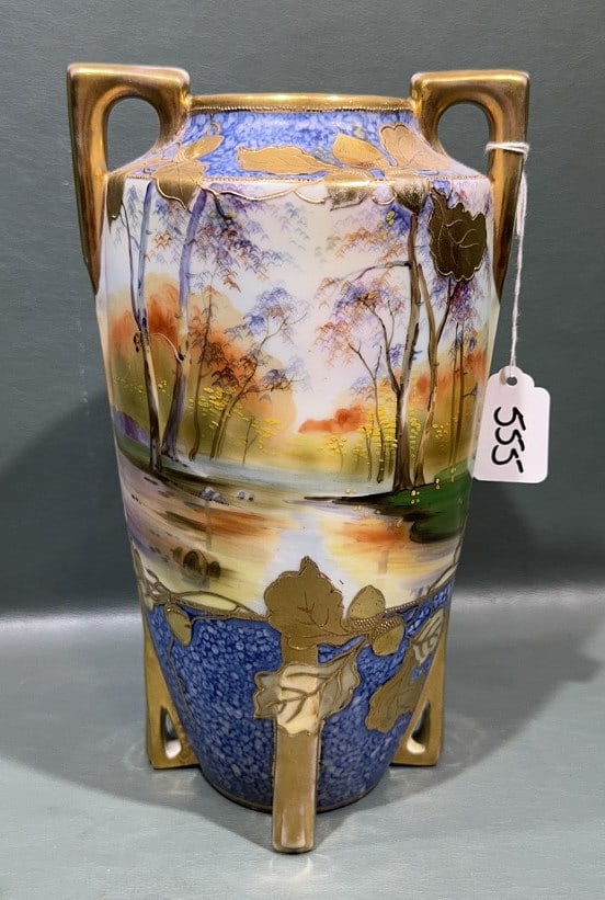 NIPPON HANDPAINTED DOUBLE HANDLE VASE (1 of 4)