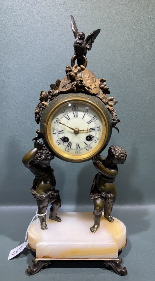 FRENCH STYLE BRONZE & ONYX MANTLE CLOCK W/ CHERUBS (1 of 9)