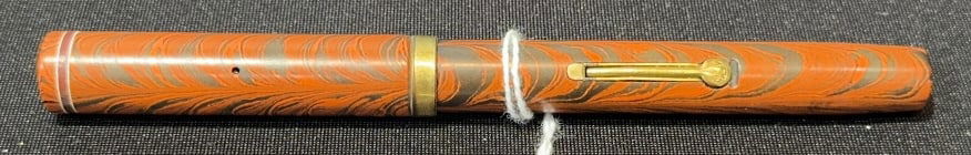 VINTAGE IDEAL WATERMAN #7 RED RIPPLE FOUNTAIN PEN (1 of 5)