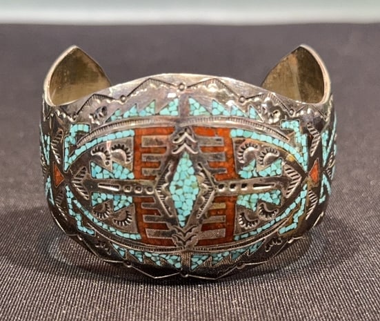 NATIVE AMERICAN STERLING & TURQUOISE BANGLE (1 of 4)