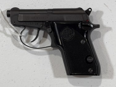 BERETTA .22 LONG RIFLE SEMI AUTOMATIC PISTOL