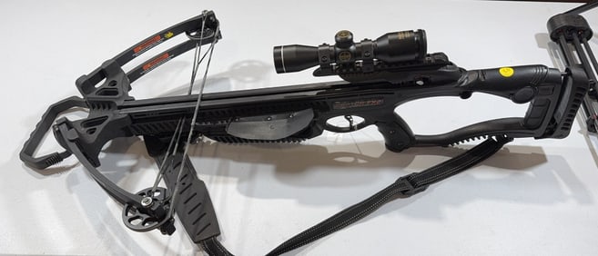 BARNETT RAPTOR FX2 CROSSBOW, BOLTS, & CASE