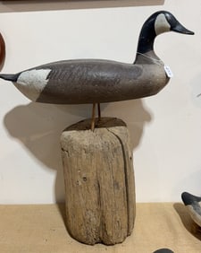 MADISON MITCHELL CORK FIELD GOOSE ON BASE