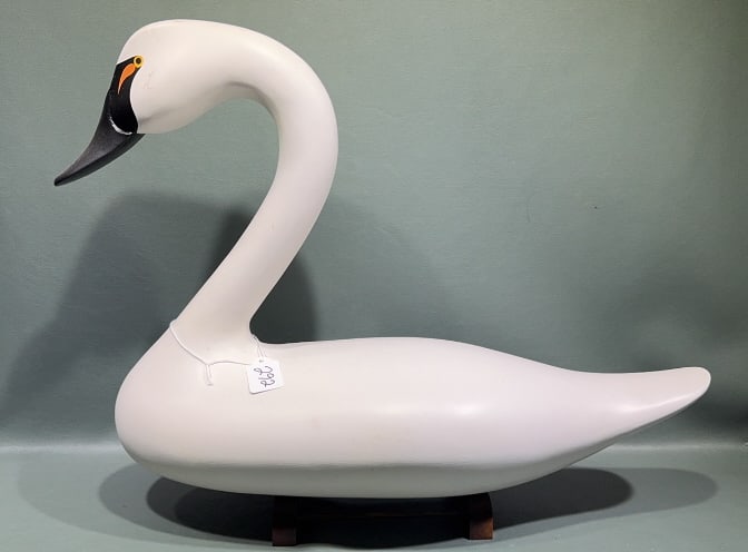 PAT VINCENTI HALF SIZED SWAN: 23" X 16"