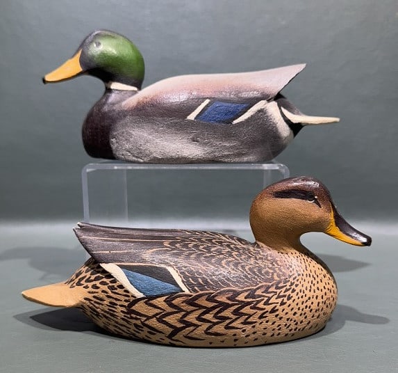 PAIR OF L. T. WARD 1960 MINI MALLARDS IN BALSA: 9"