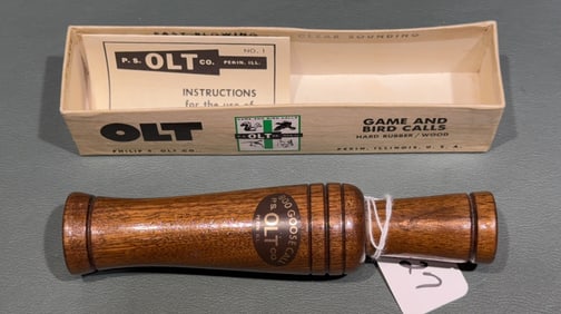 OLT 800 GOOSE CALL IN ORIGINAL BOX
