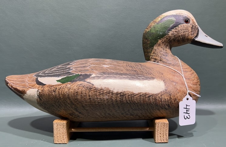 DECORATIVE CARVED BALDPATE DECOY: 14"