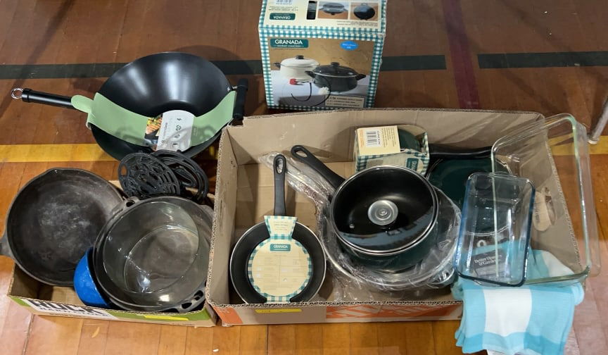 WAGNER DUTCH OVEN, FRYING PAN & KITCHENWARE: ~