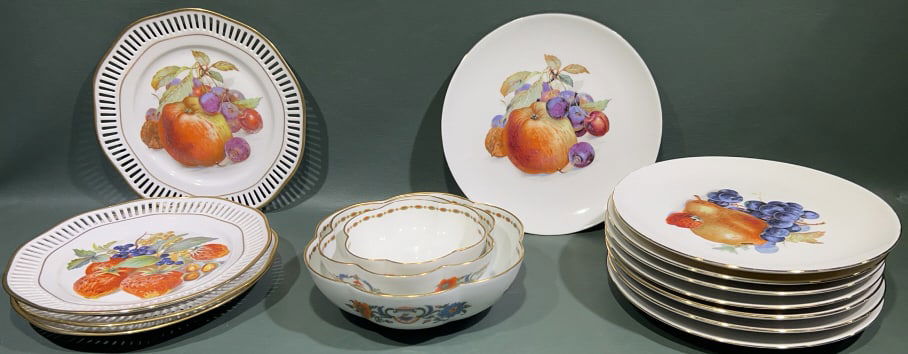 LIMOGES GRADUATED BOWLS & FRUIT PLATES (1 of 5)