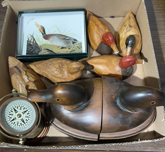 CARVED MINI DUCKS, BOOKENDS, & COMPASS LOT (1 of 3)