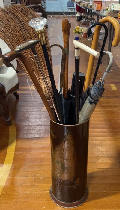 UMBRELLA STAND, WALKING STICKS & UMBRELLAS (1 of 5)