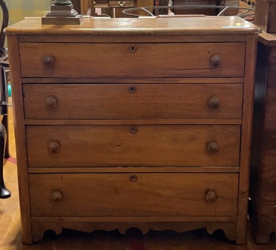 ANTIQUE PINE 4 DRAWER COUNTRY CHEST (1 of 5)