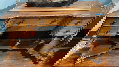 ANTIQUE OAK CARVED DESK