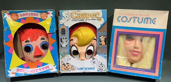 3 VINTAGE HALLOWEEN COSTUMES