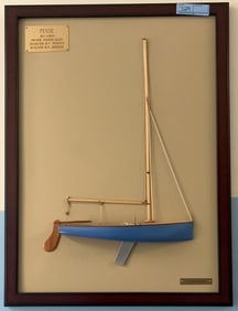 1/2 HULL SHIP MODEL OF "PIXIE"