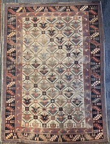 ANTIQUE HANDMADE ORIENTAL AREA RUG
