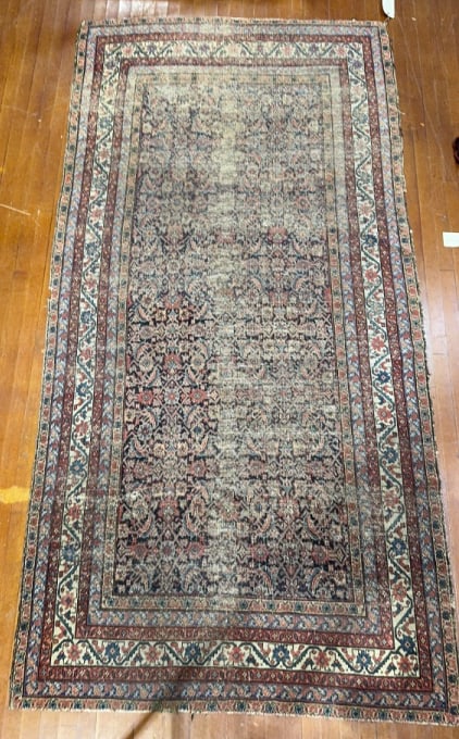 ANTIQUE HANDMADE ORIENTAL RUNNER RUG (1 of 6)