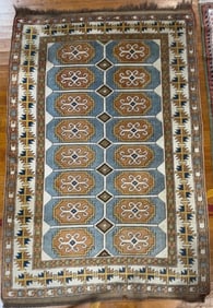 HANDMADE ORIENTAL AREA RUG