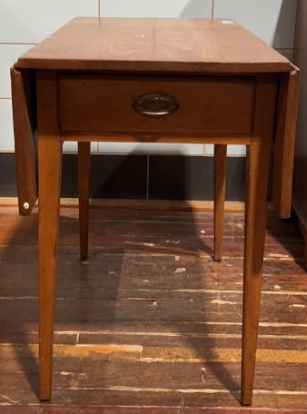 ANTIQUE PINE COUNTRY 1 DRAWER DROPLEAF: 36" X 20" X 29-1/2"