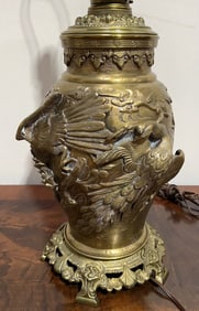 BRONZE TABLE LAMP W/ BIRDS