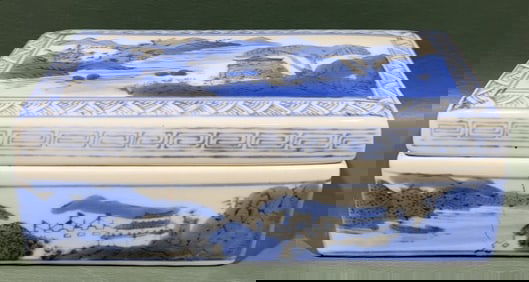 ANTIQUE CHINESE CANTON BOX W/ LID