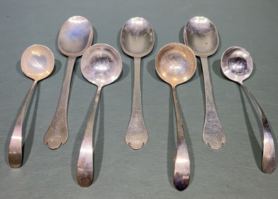 7 COLONIAL WILLIAMSBURG STIEFF STERLING SERVING