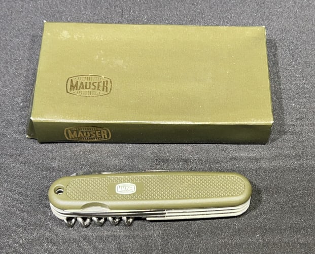 MAUSER POCKET KNIFE (1 of 4)