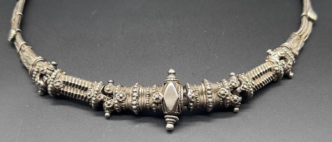 ANTIQUE SILVER INDIAN/HINDU BELLY BELT