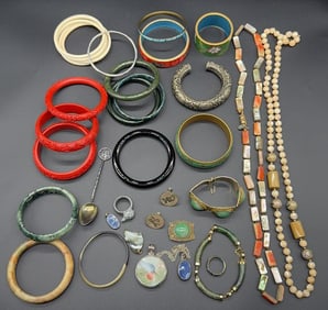 ORIENTAL JEWELRY & BANGLES LOT