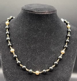 14KT GOLD SIGNED "HK" NECKLACE