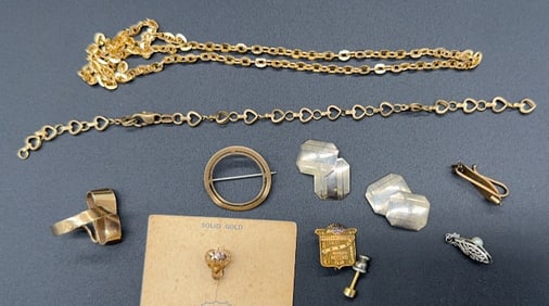 VARIOUS 10KT GOLD SCRAP JEWELRY