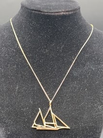 14KT GOLD NECKLACE W/SAILING SHIP PENDANT