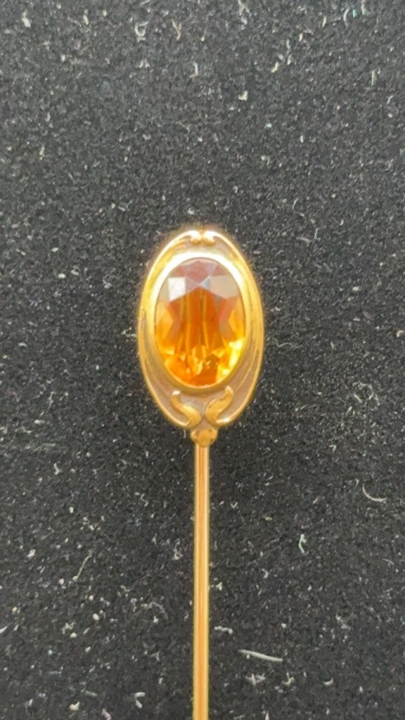 14KT GOLD HAT PIN (1 of 2)