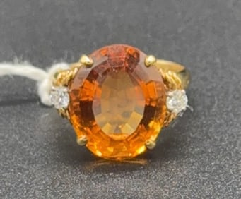 18KT YELLOW GOLD CITRINE? & DIAMOND RING