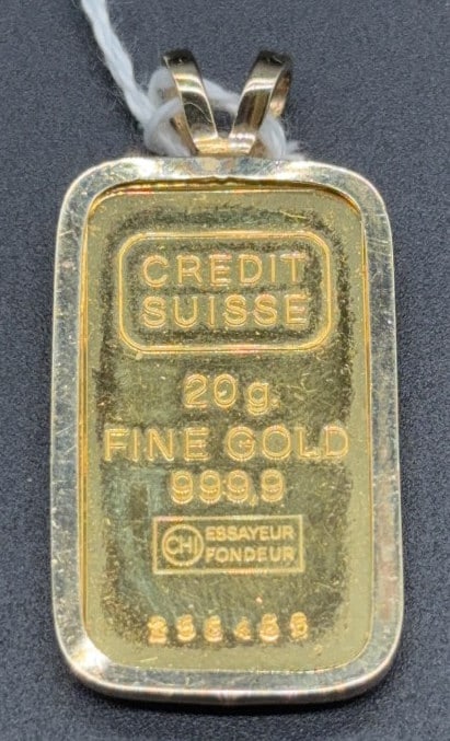 CREDIT SUISSE 20g GOLD BAR IN 14KT PENDANT (1 of 2)