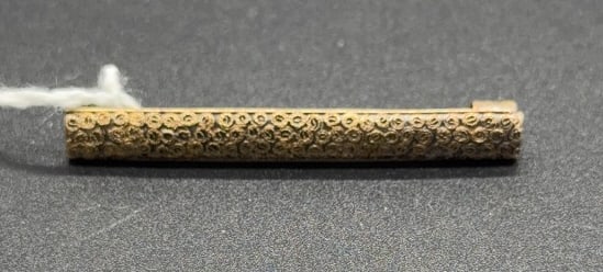 14KT (TESTED) GOLD BAR PIN: 3g