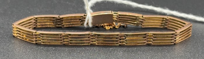 9KT GOLD BRACELET