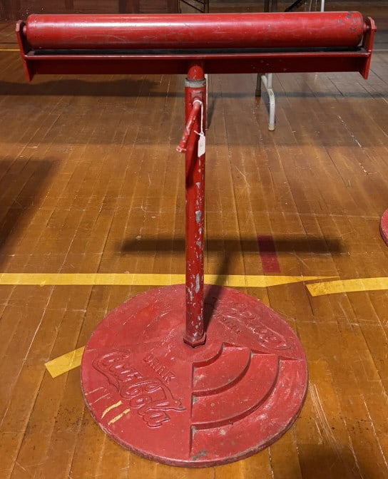 COCA-COLA CAST IRON LOLLIPOP SIGN BASE (1 of 4)