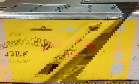 ROYAL CROWN COLA COOLER / VENDING MACHINE