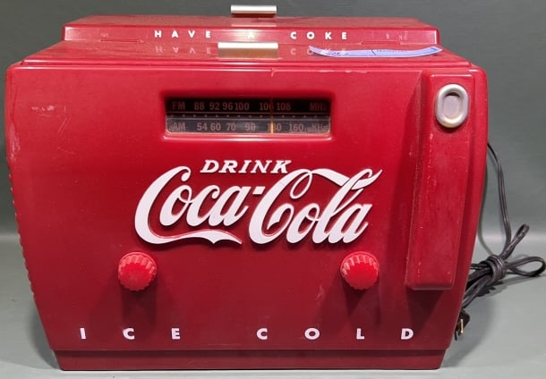 COCA-COLA COOLER AM/FM RADIO & CASSETTE PLAYER (1 of 5)