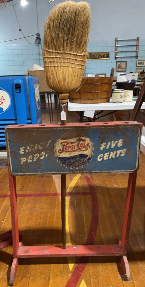 PEPSI COLA METAL ADVERTISING BROOM STAND (1 of 5)