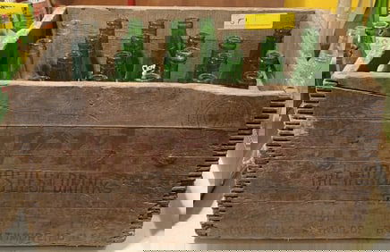 CLOVERDALE BALTIMORE MD ADVERTISING CRATE & BOTTLE