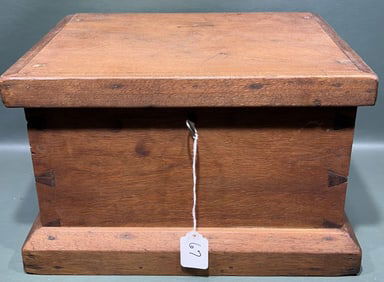 HANDMADE WALNUT DRESSER BOX