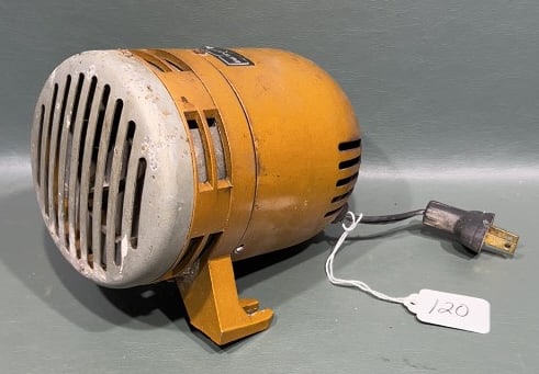 MAGNUM AIR RAID SIREN (1 of 4)