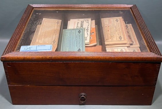 ANTIQUE STORE DISPLAY/SHOWCASE W/DIAMOND DYES: DIAMOND PACKAGE DYES ~ 16 1/2" X 12 3/4" X 7 1/2"