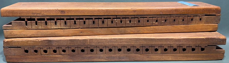 2 VINTAGE WOODEN CIGAR MOLDS (1 of 5)