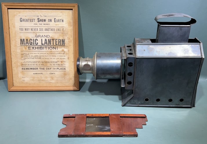 ANTIQUE MAGIC LANTERN & MAGIC LANTERN ADVERTISING (1 of 9)