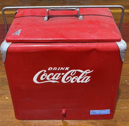 VINTAGE COCA-COLA METAL ICE COOLER (1 of 6)