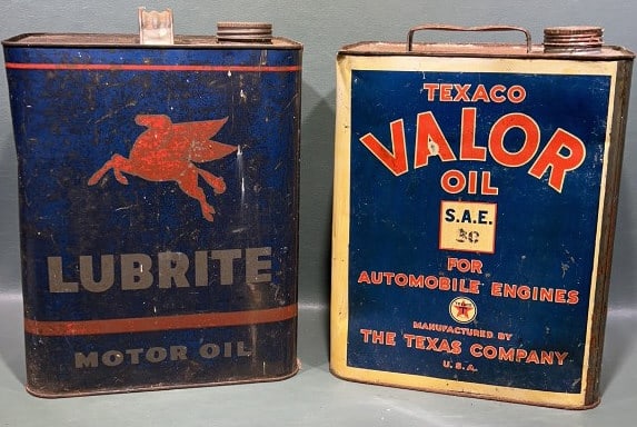 LUBRITE & TEXACO VALOR MOTOR 2 GAL OIL CANS (1 of 4)