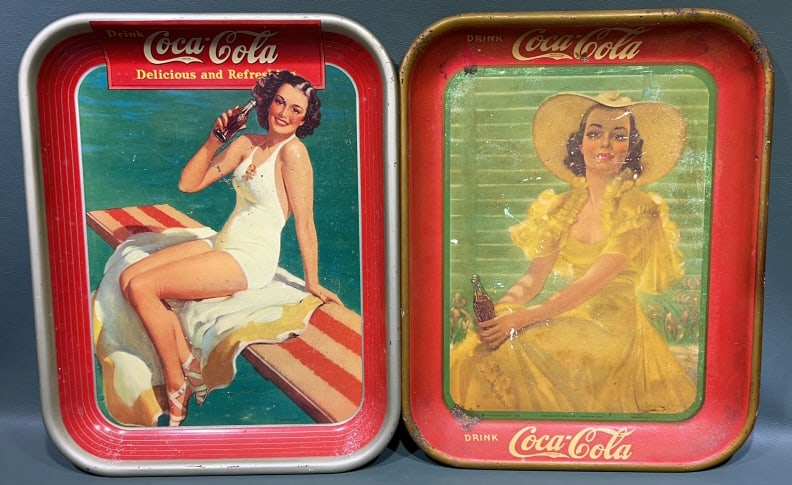 2 VINTAGE COCA-COLA ADVERTISING TRAYS (1 of 7)